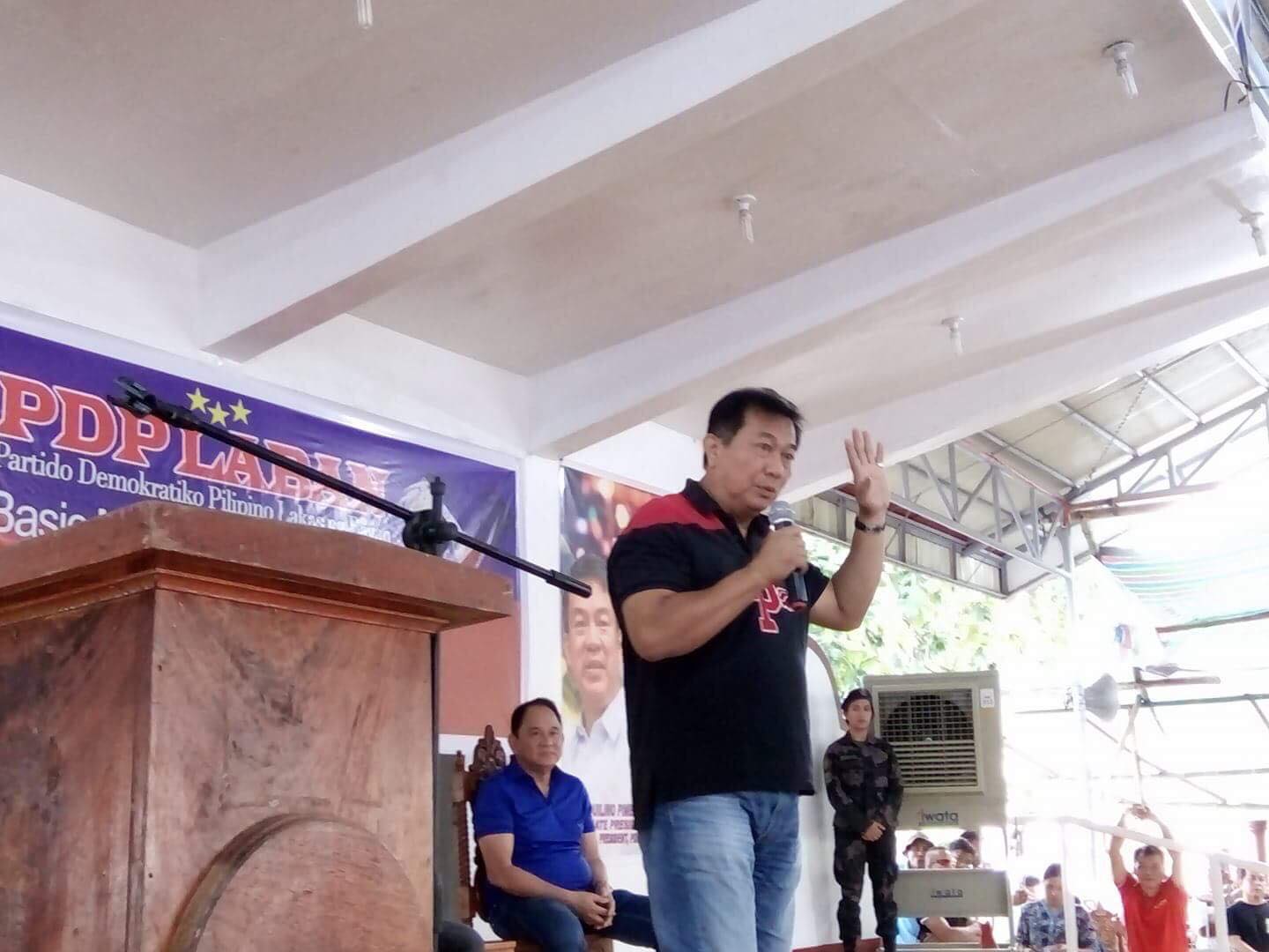 Kuha nang pangunahan ni dating House Speaker Pantaleon 