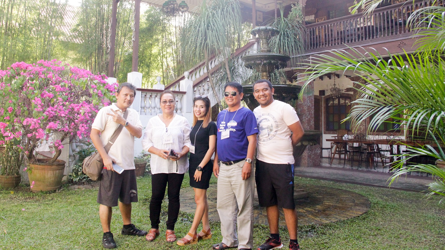 Grupo ng mga mamahayag mula sa MIMAROPA na sumama sa heritage caravan sa Calabarzon region.