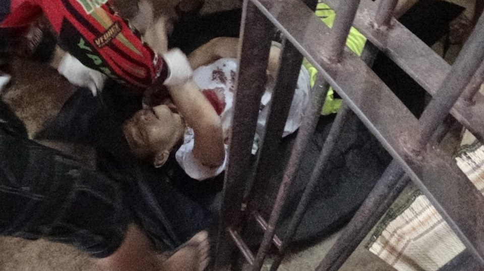 Body of Mayor Rolando Espinosa. Photo by Byron Alcoba/GMA News